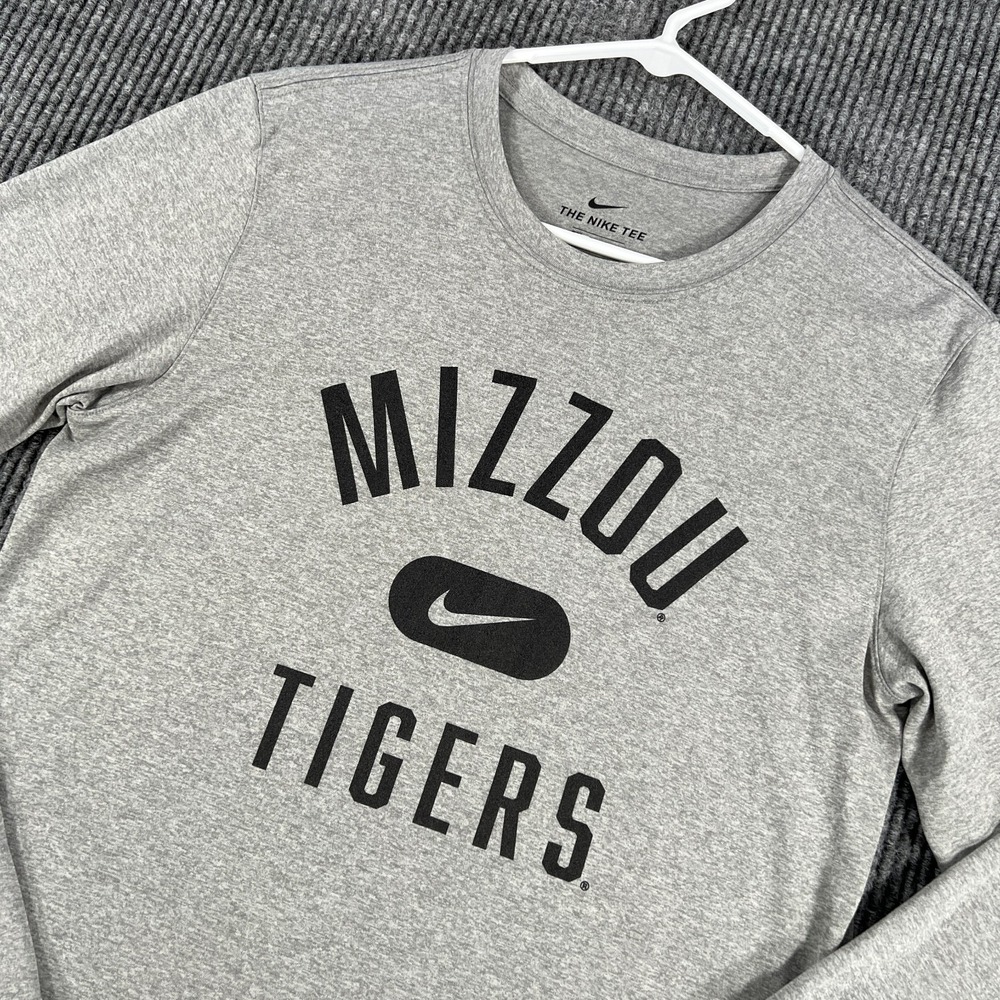 Missouri Tigers Mizzou Shirt Mens Small Gray Nike Long Sleeve Dri Fit NCAA
